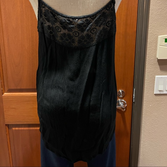 LOVESTITCH Tank 💖GUC - Picture 2 of 4